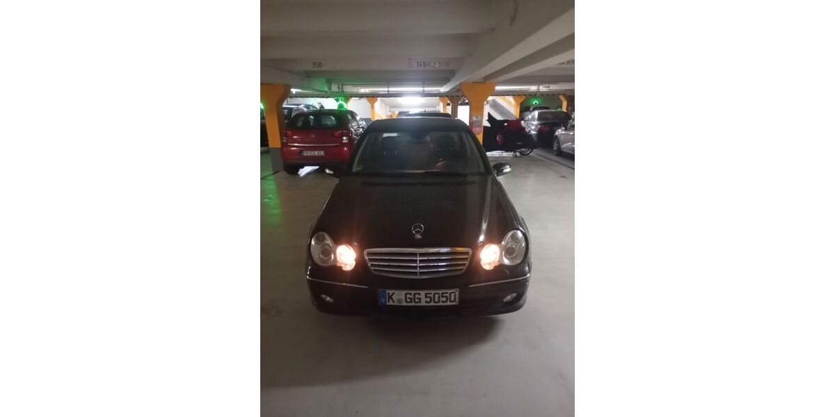 Mercedes-Benz 200 201.000 km 3.499 &euro; köln 50735