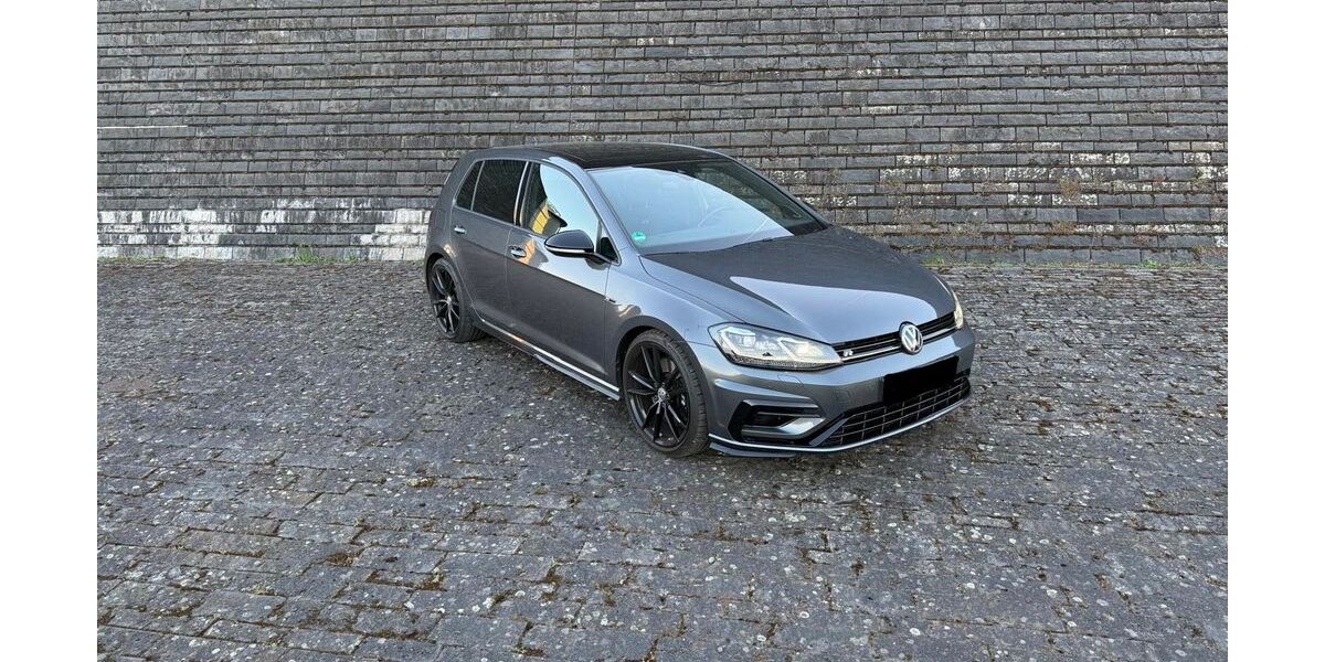 VW Golf 48.000 km 37.777 &euro; Köln 50769