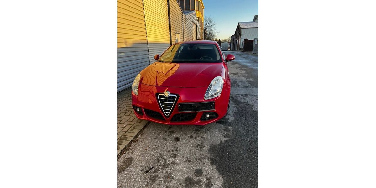 Alfa Romeo Giulietta 91.000 km 6.700 &euro; Köln 51103