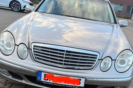 Mercedes-Benz E 240 198.000 km 3.900 &euro; Bonn 53123