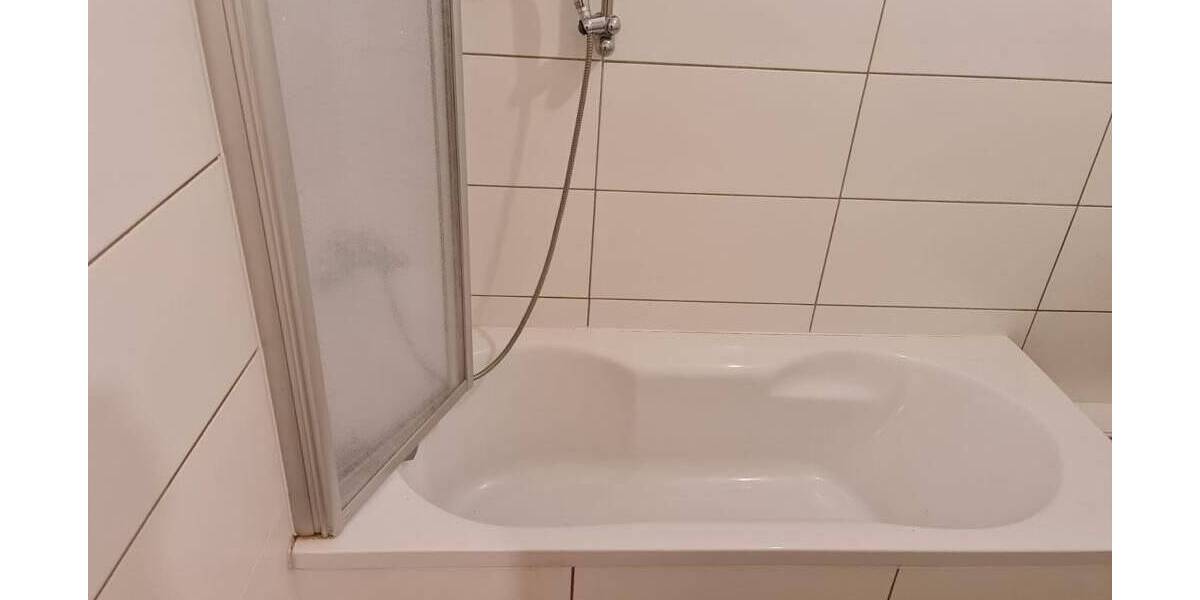 Etagenwohnung Bonn Brüser Berg - 3 Zimmer, 84 m&sup2;, 195.000&euro; | Angebot:25690097