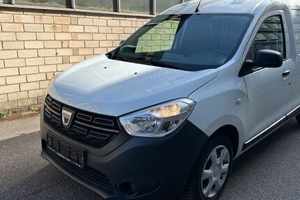 Dacia Dokker 123.000 km 7.390 &euro; Köln 51149