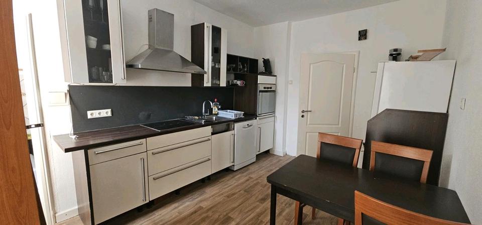 Reihenhaus Euskirchen - 8 Zimmer, 180 m&sup2;, 398.000&euro; | Angebot:24788085