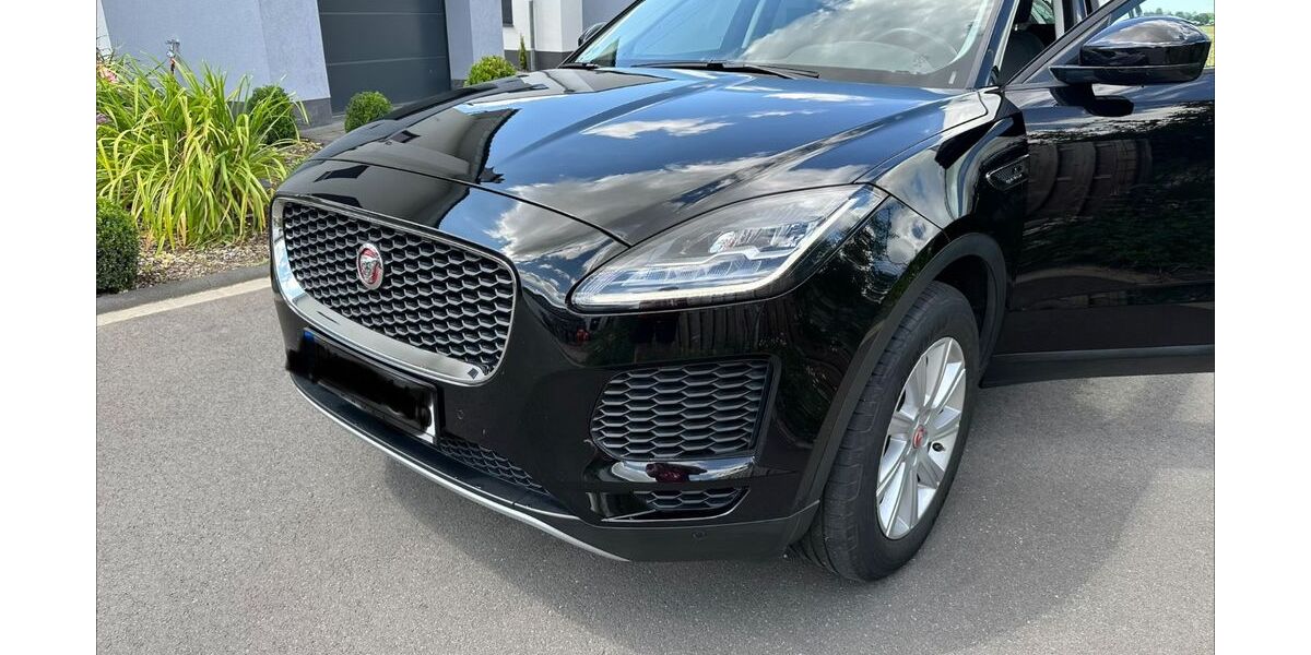 Jaguar E-Pace 104.000 km 17.300 &euro; Weilerswist 53919