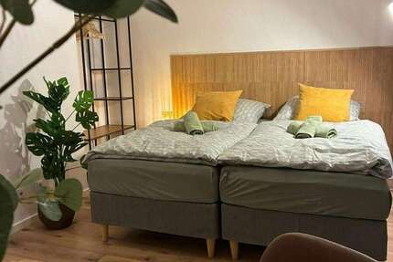 Zimmer Bonn Tannenbusch - 1 Zimmer, 1.290&euro; | Angebot:25969857