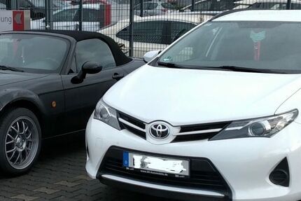 Toyota Auris 118.000 km 7.300 &euro; Niederkassel 53859