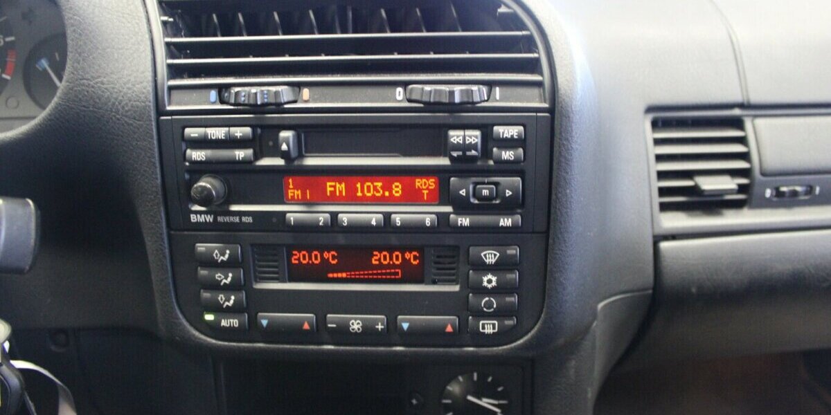 BMW 320 320i Aut. - TÜV 02/28 - 3-Türig - SHZ - Klima 123.084 km 9.980 &euro; Euskirchen 53881