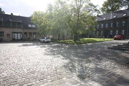 Wohnung Köln Rodenkirchen - 3 Zimmer, 92 m&sup2;, 1.564&euro; | Angebot:25936152