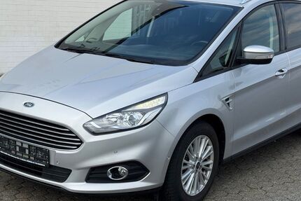 Ford S-Max 204.000 km 9.900 &euro; Düren 52353