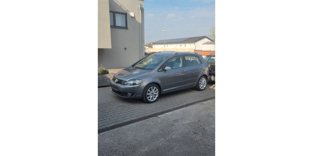 VW Golf Plus 158.000 km 7.999 &euro; Troisdorf 53844