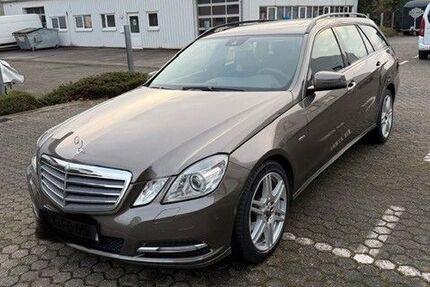 Mercedes-Benz E 220 323.000 km 6.500 &euro; Köln 51147