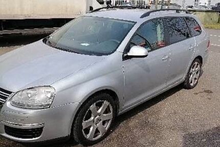 VW Golf 240.000 km 2.600 &euro; Köln 51103