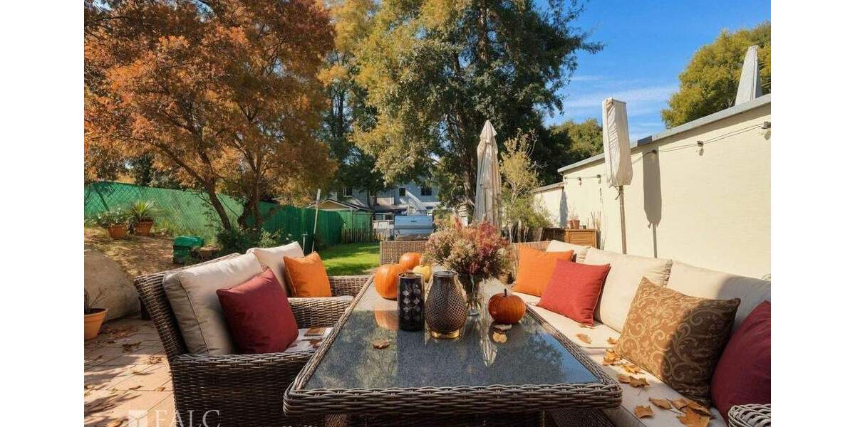 Reihenmittelhaus Köln Neuehrenfeld - 4 Zimmer, 95 m&sup2;, 829.000&euro; | Angebot:25678049