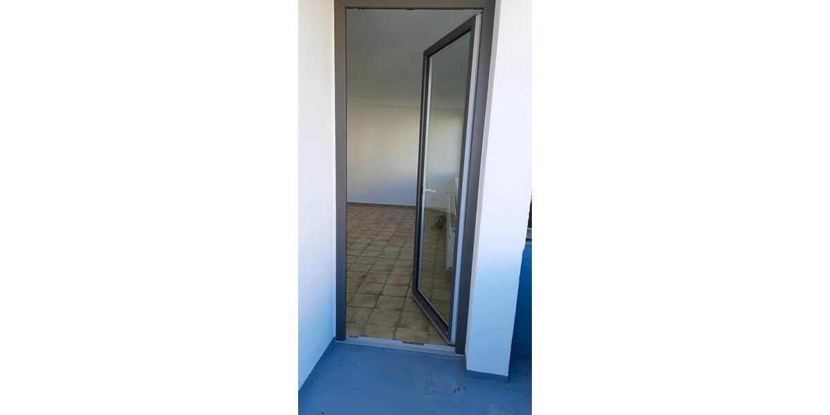 Etagenwohnung Bonn Dottendorf - 2 Zimmer, 115 m&sup2;, 1.500&euro; | Angebot:26579695