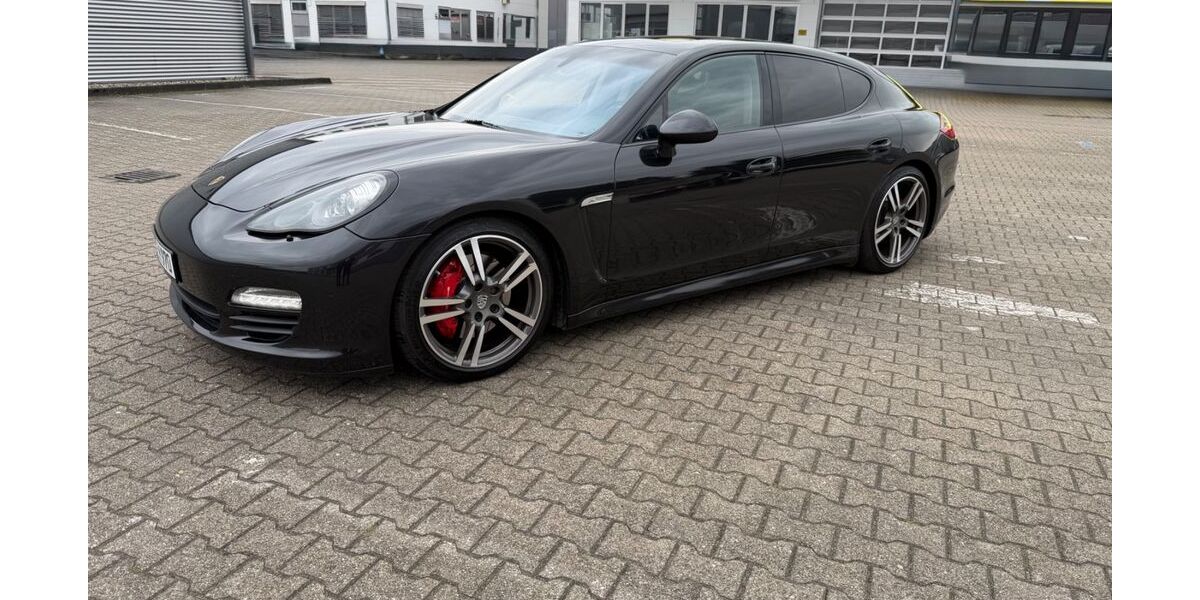 Porsche Panamera 266.000 km 20.999 &euro; Köln 51109