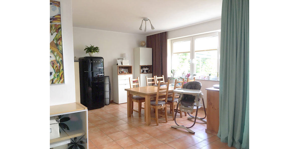 Etagenwohnung Erftstadt-Erp Lechenich - 3 Zimmer, 102 m&sup2;, 1.450&euro; | Angebot:25997897