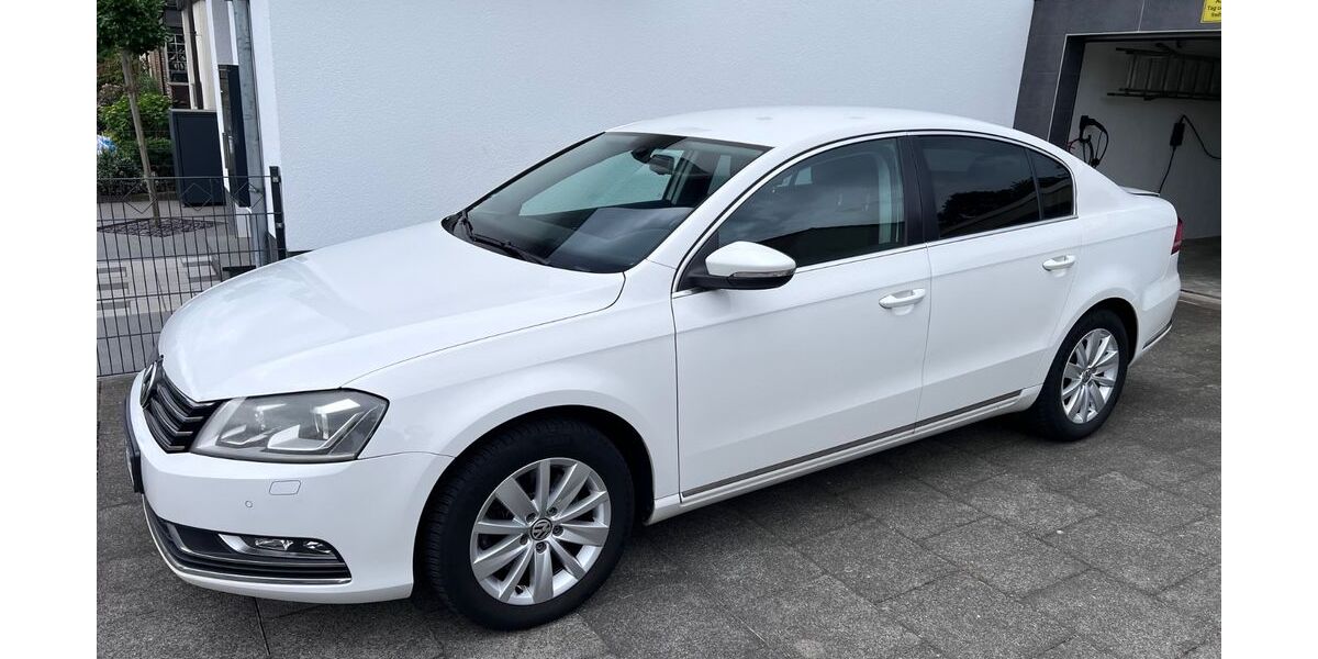 VW Passat 205.200 km 6.500 &euro; Köln 50769