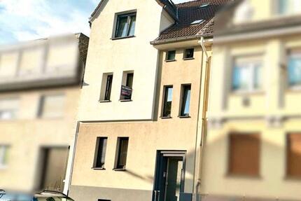 Haus Siegburg - 6 Zimmer, 150 m&sup2;, 675.000&euro; | Angebot:26013337