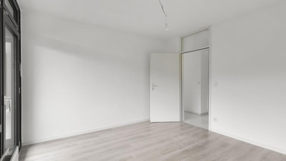 Etagenwohnung Köln Lindenthal - 3 Zimmer, 95 m&sup2;, 1.235&euro; | Angebot:24687372