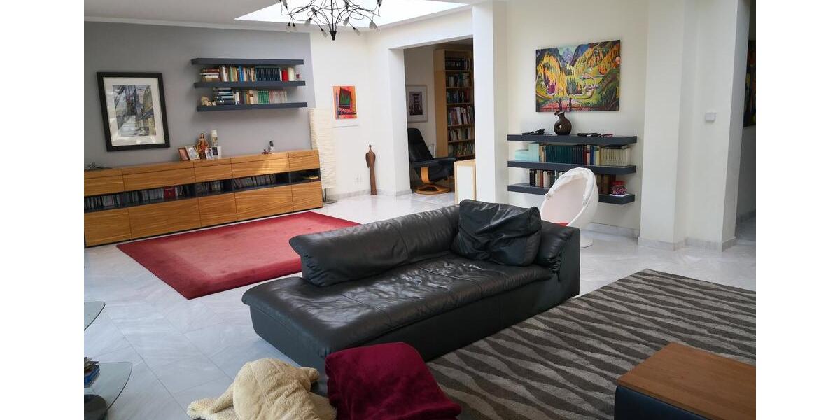 Doppelhaushälfte Köln Rodenkirchen - 8 Zimmer, 240 m&sup2;, 2.700&euro; | Angebot:26575913