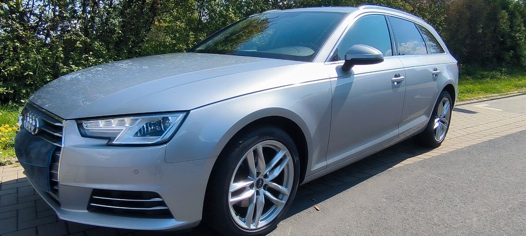 Audi A4 153.000 km 16.999 &euro; Niederzier 52382