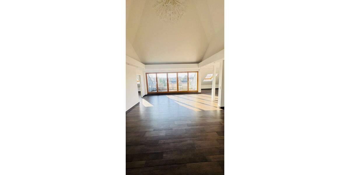 Etagenwohnung Euskirchen Innenstadt - 4 Zimmer, 134 m&sup2;, 429.000&euro; | Angebot:25773763