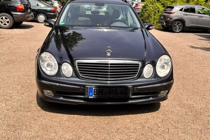 Mercedes-Benz 270 260.000 km 2.900 &euro; Bonn 53115