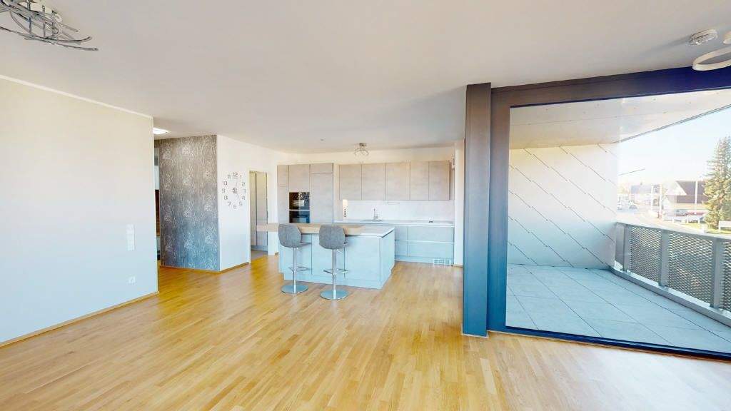 Etagenwohnung Erftstadt Lechenich - 3 Zimmer, 96 m&sup2;, 1.350&euro; | Angebot:25703206