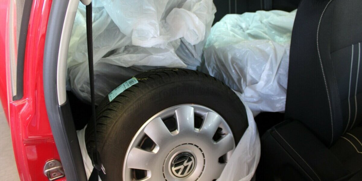 VW New Beetle 1.4 Freestyle 84.264 km 5.980 &euro; Euskirchen 53881