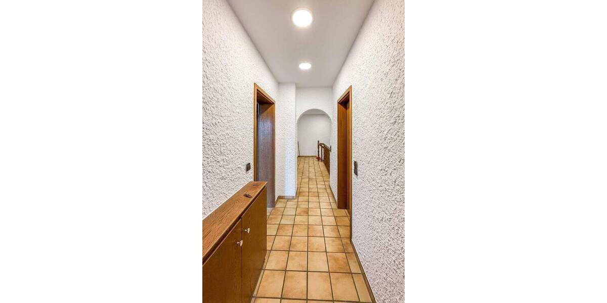 Einfamilienhaus Rösrath Kleineichen - 7 Zimmer, 167 m&sup2;, 845.000&euro; | Angebot:25706573