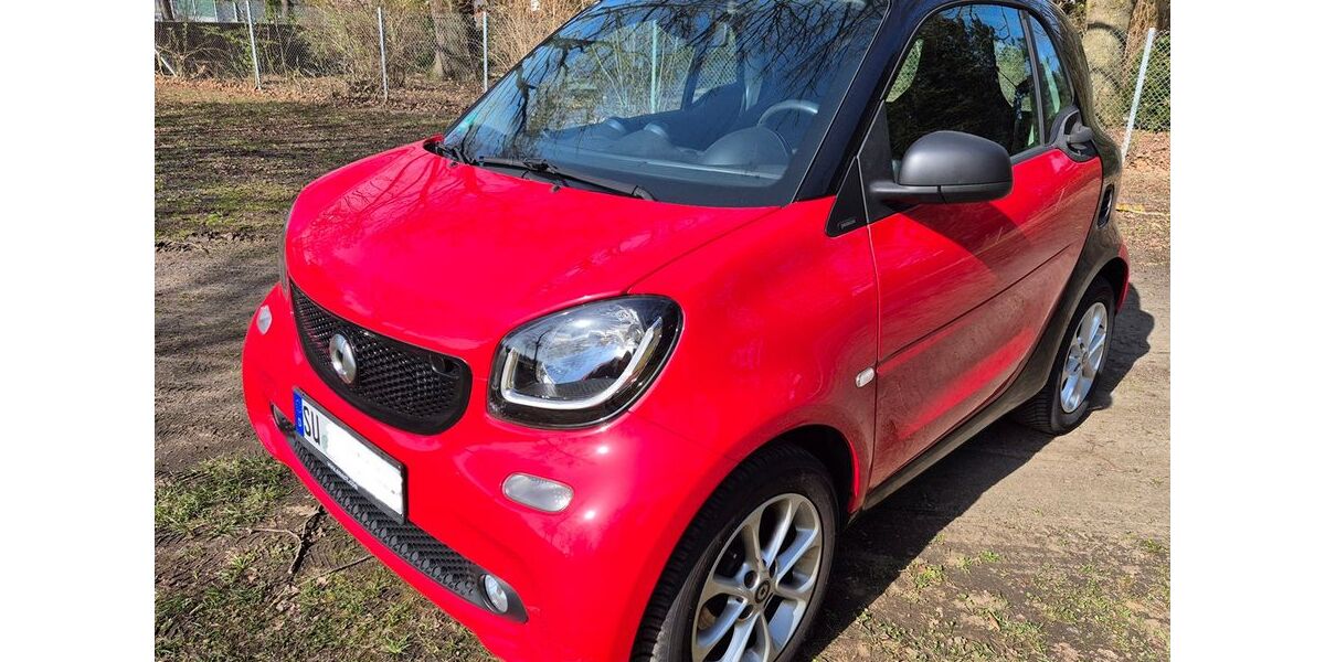 Smart ForTwo 64.000 km 7.600 &euro; Sankt Augustin 53757