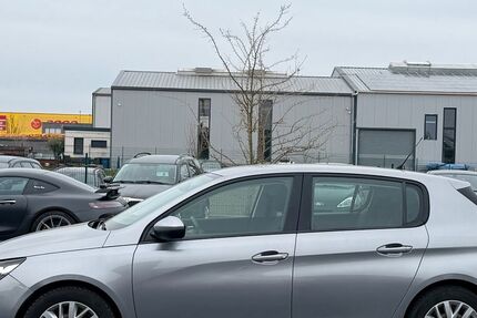 Peugeot 308 150.000 km 3.249 &euro; Düren 52351