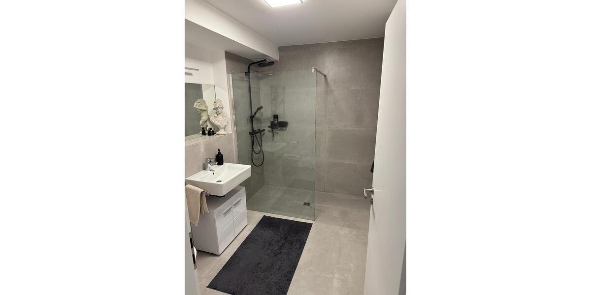 Erdgeschoßwohnung Siegburg - 2 Zimmer, 64 m&sup2;, 840&euro; | Angebot:25645298