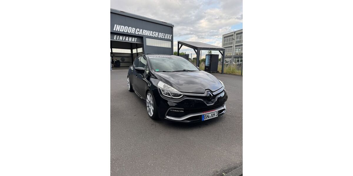 Renault Clio 97.200 km 14.199 &euro; Bonn 53121