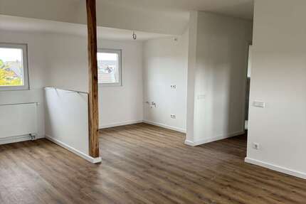 Wohnung Troisdorf Bergheim - 3 Zimmer, 76 m&sup2;, 1.000&euro; | Angebot:25732173