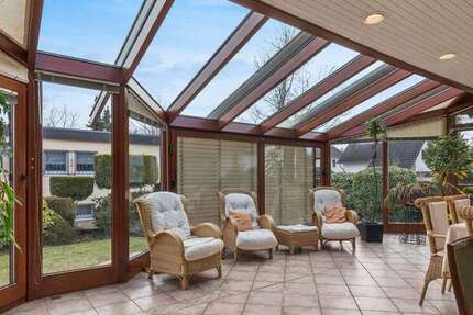 Haus Bonn Gielgen - 7 Zimmer, 165 m&sup2;, 649.000&euro; | Angebot:24886067