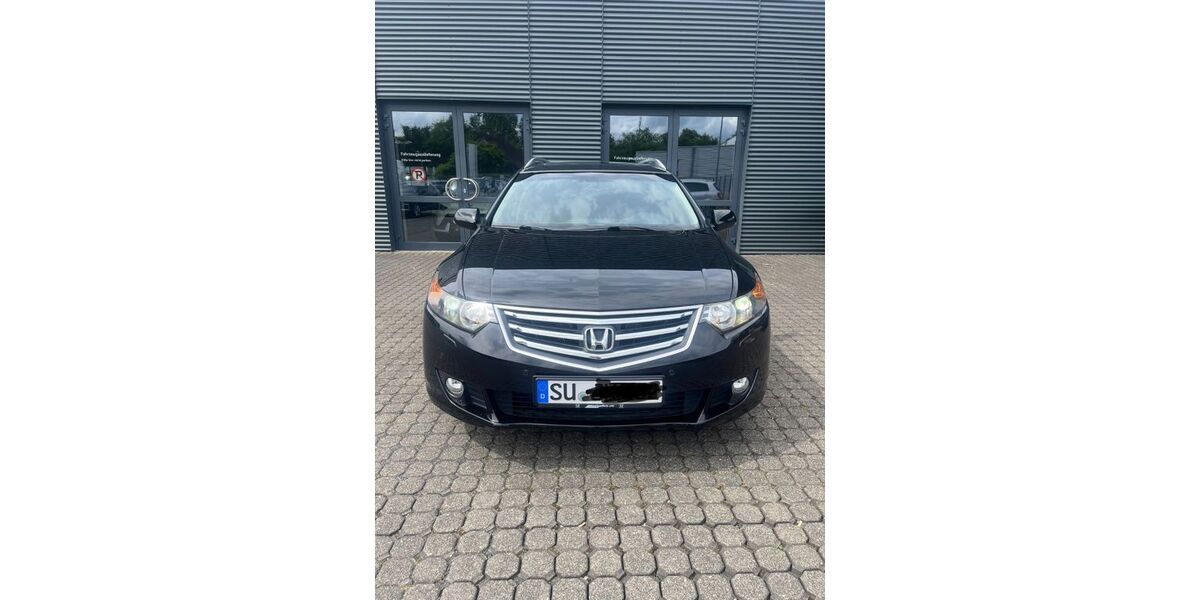 Honda Accord 154.350 km 9.999 &euro; Alfter 53347