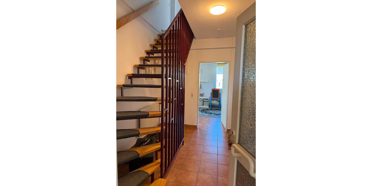 Einfamilienhaus Leverkusen Schlebusch - 4 Zimmer, 245 m&sup2;, 2.700&euro; | Angebot:25904893