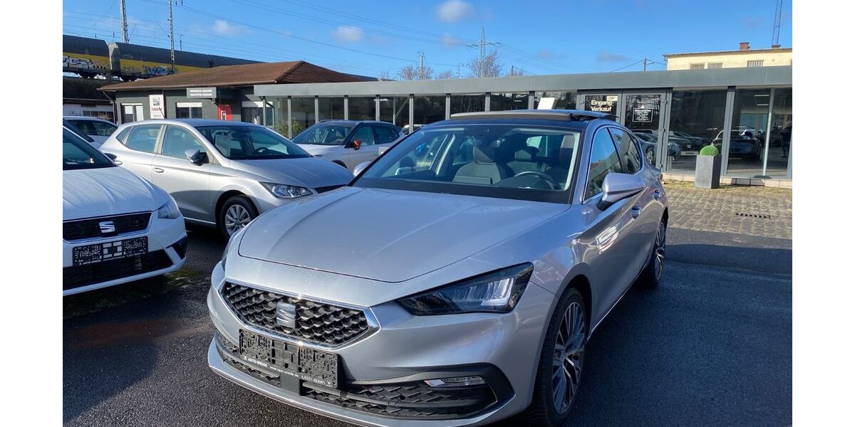 Seat Leon 41.200 km 24.600 &euro; Köln 50677