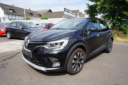 Renault Captur 68.000 km 11.900 &euro; Troisdorf 53840