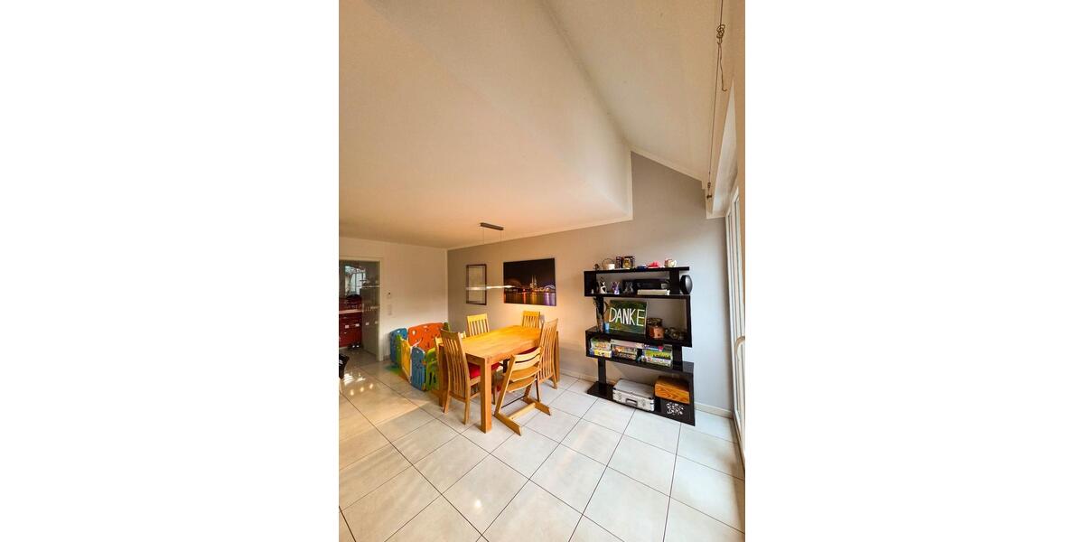 Maisonettenwohnung Hürth - 3 Zimmer, 75 m&sup2;, 335.000&euro; | Angebot:26822541