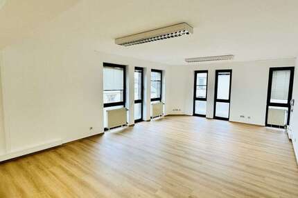 Gewerbeobjekt Bonn Bad Godesberg - 975&euro; | Angebot:17313574