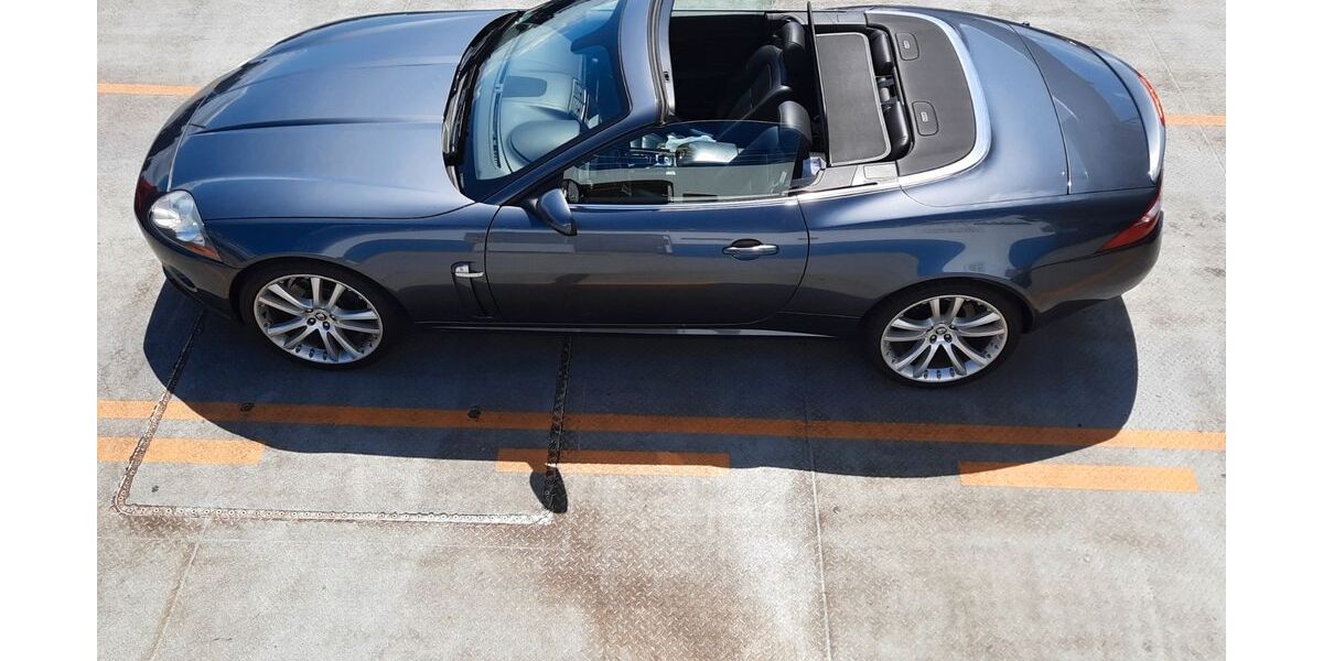 Jaguar XK8 153.585 km 22.900 &euro; Bonn 53117