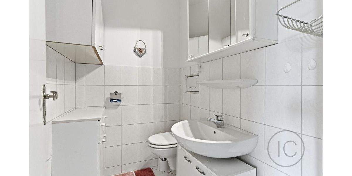 Etagenwohnung Köln / Chorweiler Chorweiler - 4 Zimmer, 99 m&sup2;, 315.000&euro; | Angebot:25747569