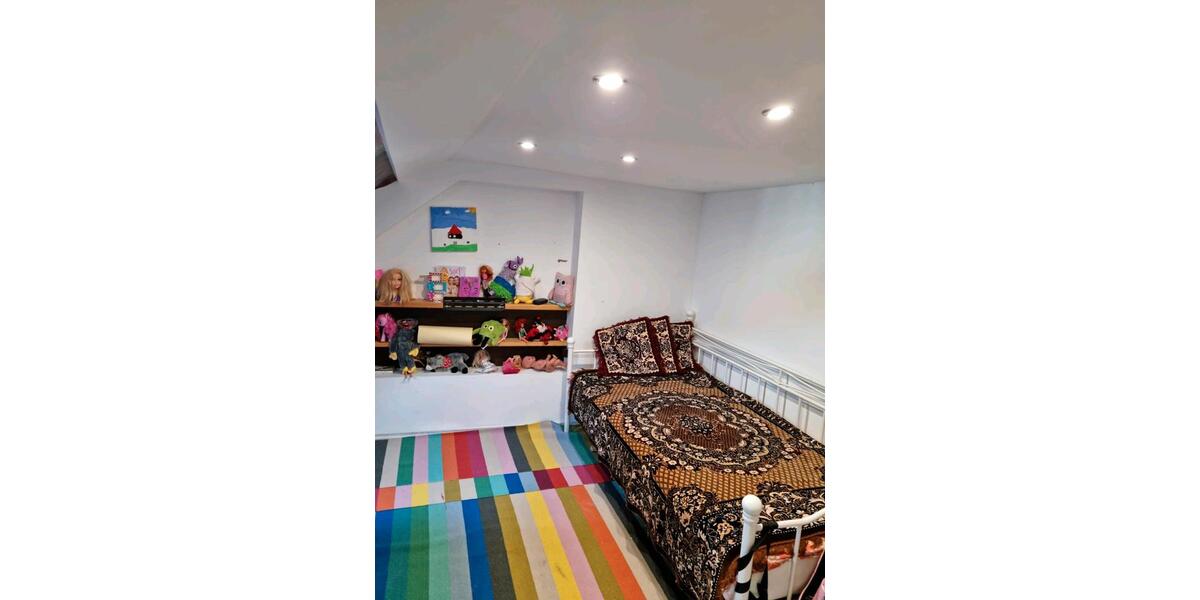 Einfamilienhaus Euskirchen - 7 Zimmer, 115 m&sup2;, 255.000&euro; | Angebot:26086582