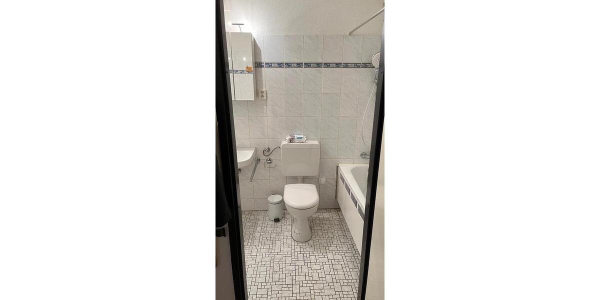 Erdgeschoßwohnung Köln Lindenthal - 1 Zimmer, 50 m&sup2;, 1.025&euro; | Angebot:26001653