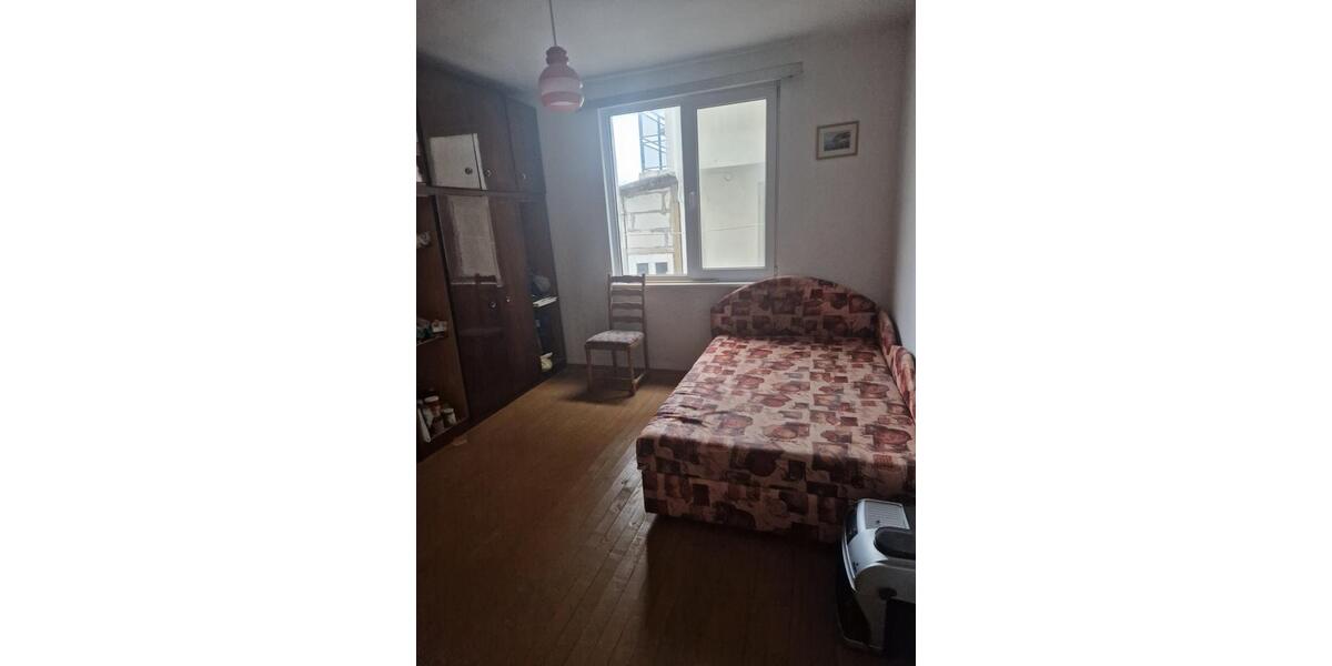 Doppelhaushälfte Köln Kalk - 5 Zimmer, 83 m&sup2;, 120.000&euro; | Angebot:25157988