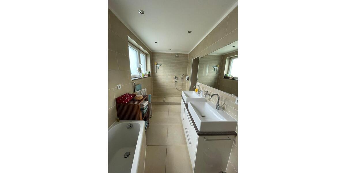 Reihenhaus Bonn Hardtberg - 4 Zimmer, 155 m&sup2;, 630.000&euro; | Angebot:25132756