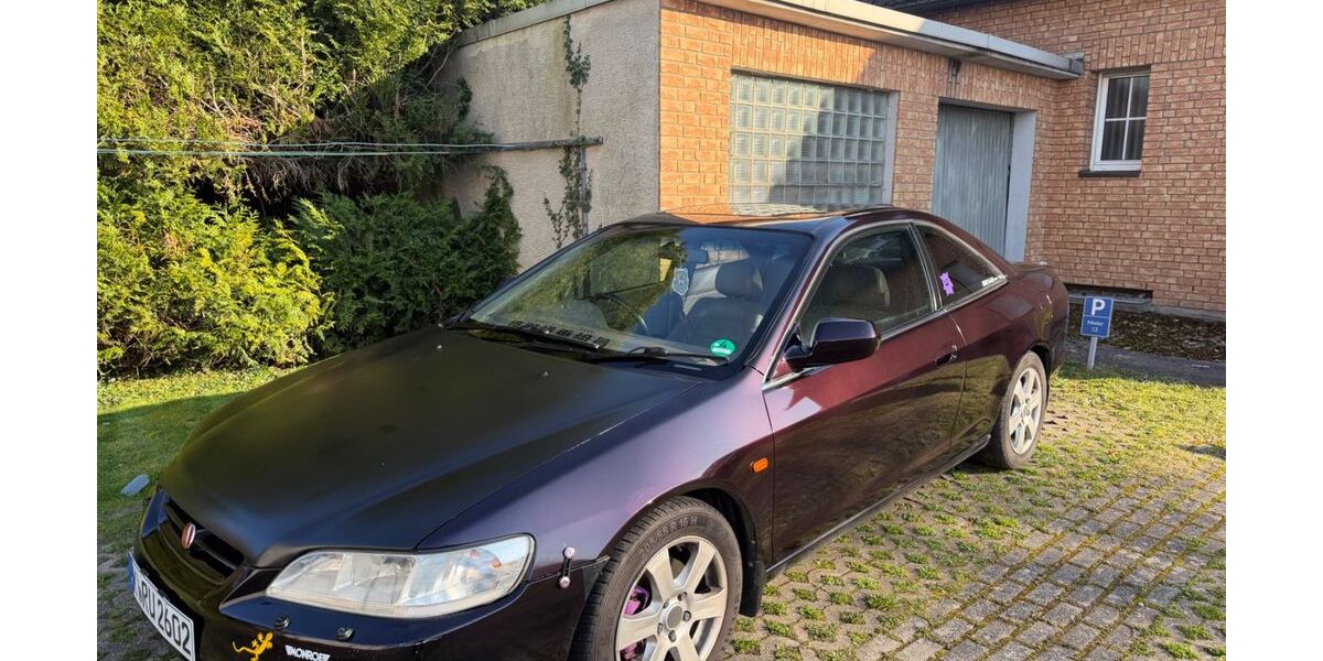 Honda Accord 175.500 km 4.999 &euro; Köln 51143