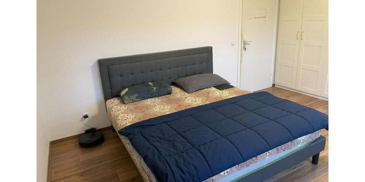 Etagenwohnung Bonn Hardtberg - 4 Zimmer, 100 m&sup2;, 950&euro; | Angebot:25932372